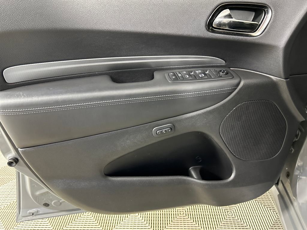 Used 2020 Dodge Durango R/T w/ Technology Group image 10