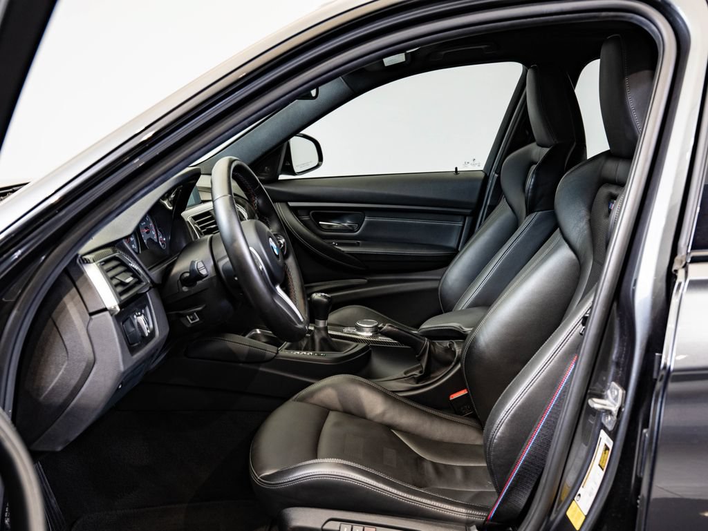 Used 2018 BMW M3 RWD image 21