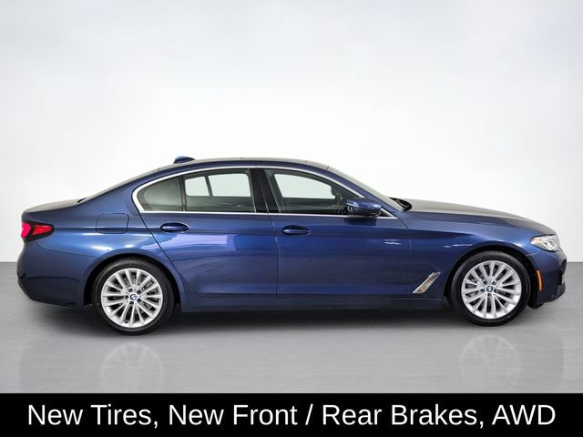 Used 2021 BMW 530i xDrive w/ Convenience Package AWD/4WD image 2