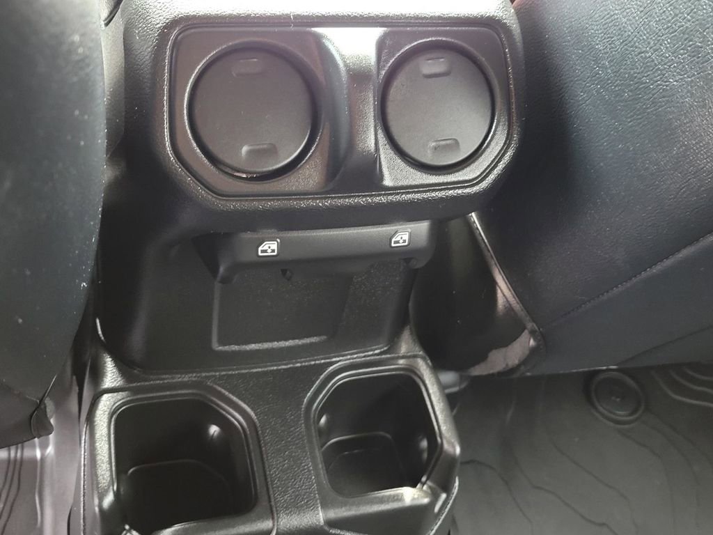 Used 2024 Jeep Wrangler Willys image 20