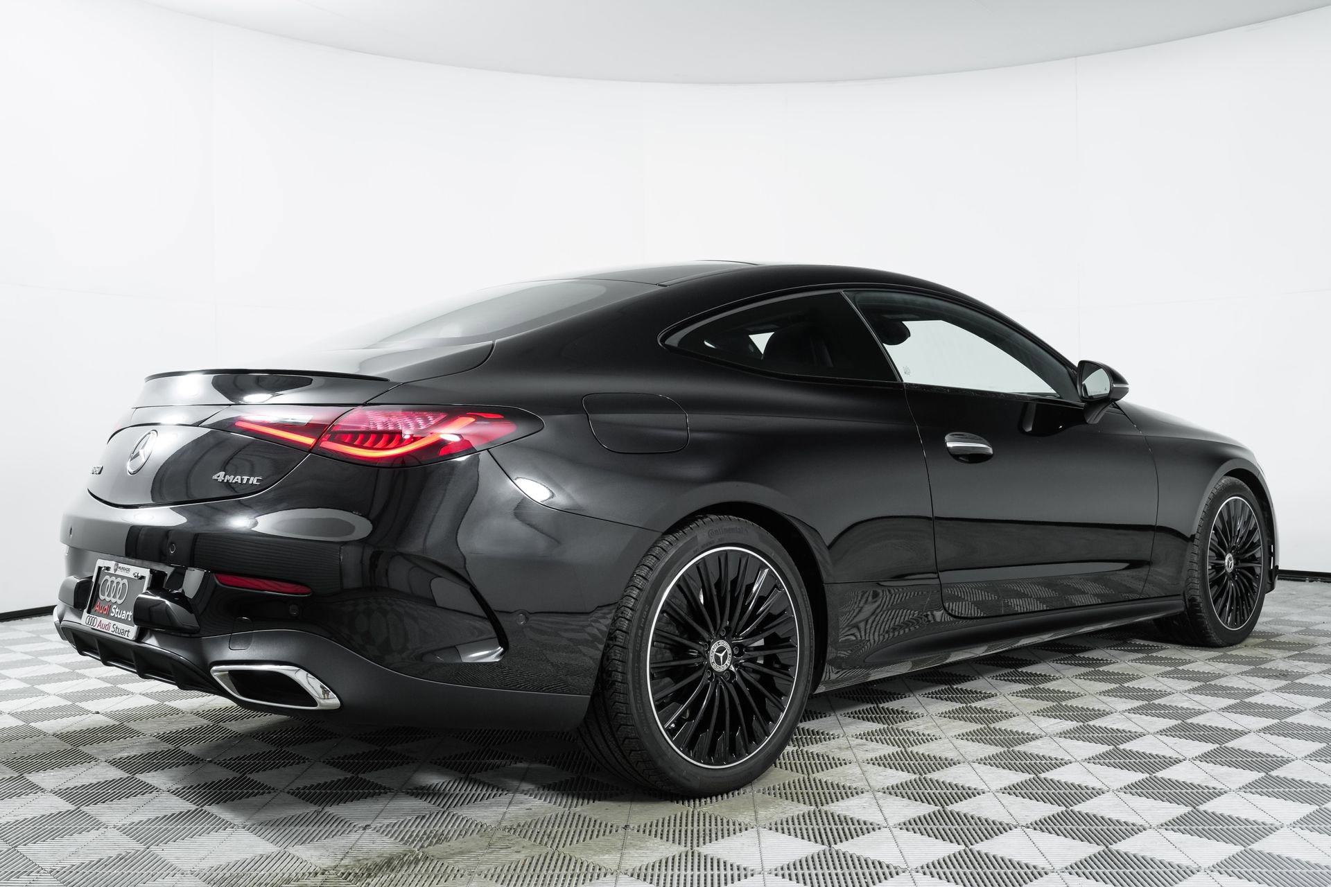 Used 2025 Mercedes-Benz CLE 450 4MATIC Coupe image 7