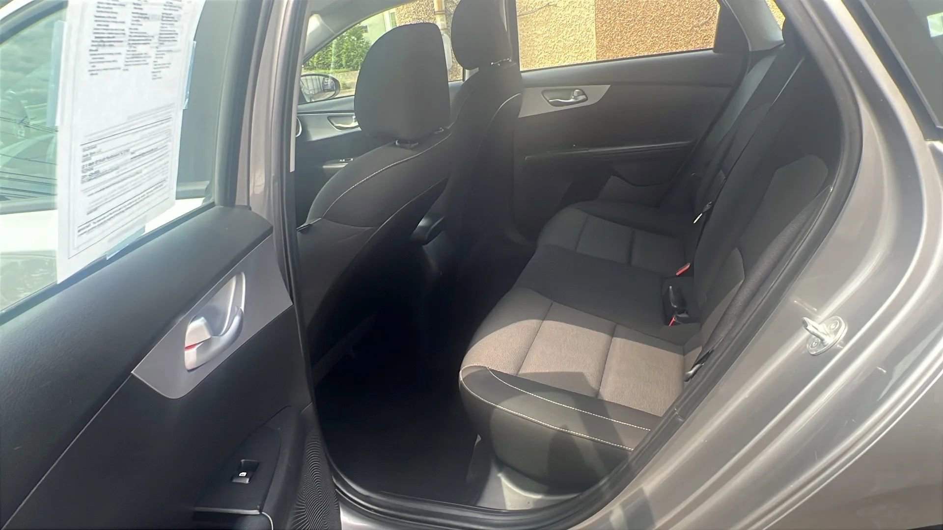 Used 2023 Kia Forte LXS image 27