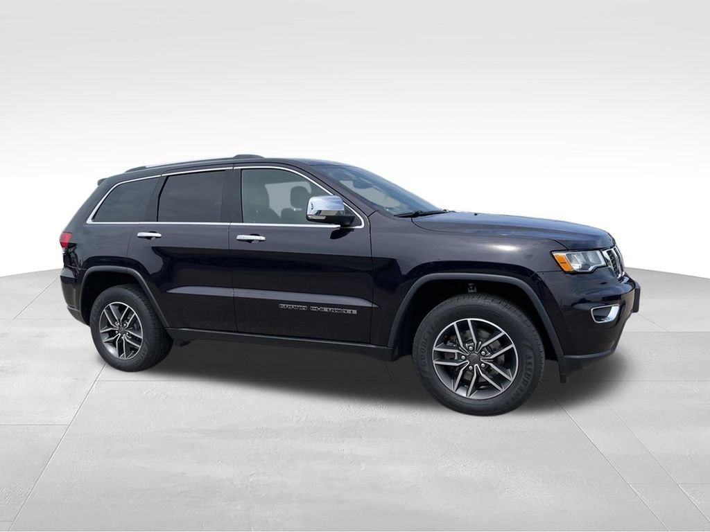 Used 2019 Jeep Grand Cherokee Limited w/ Trailer Tow Group IV AWD/4WD image 2