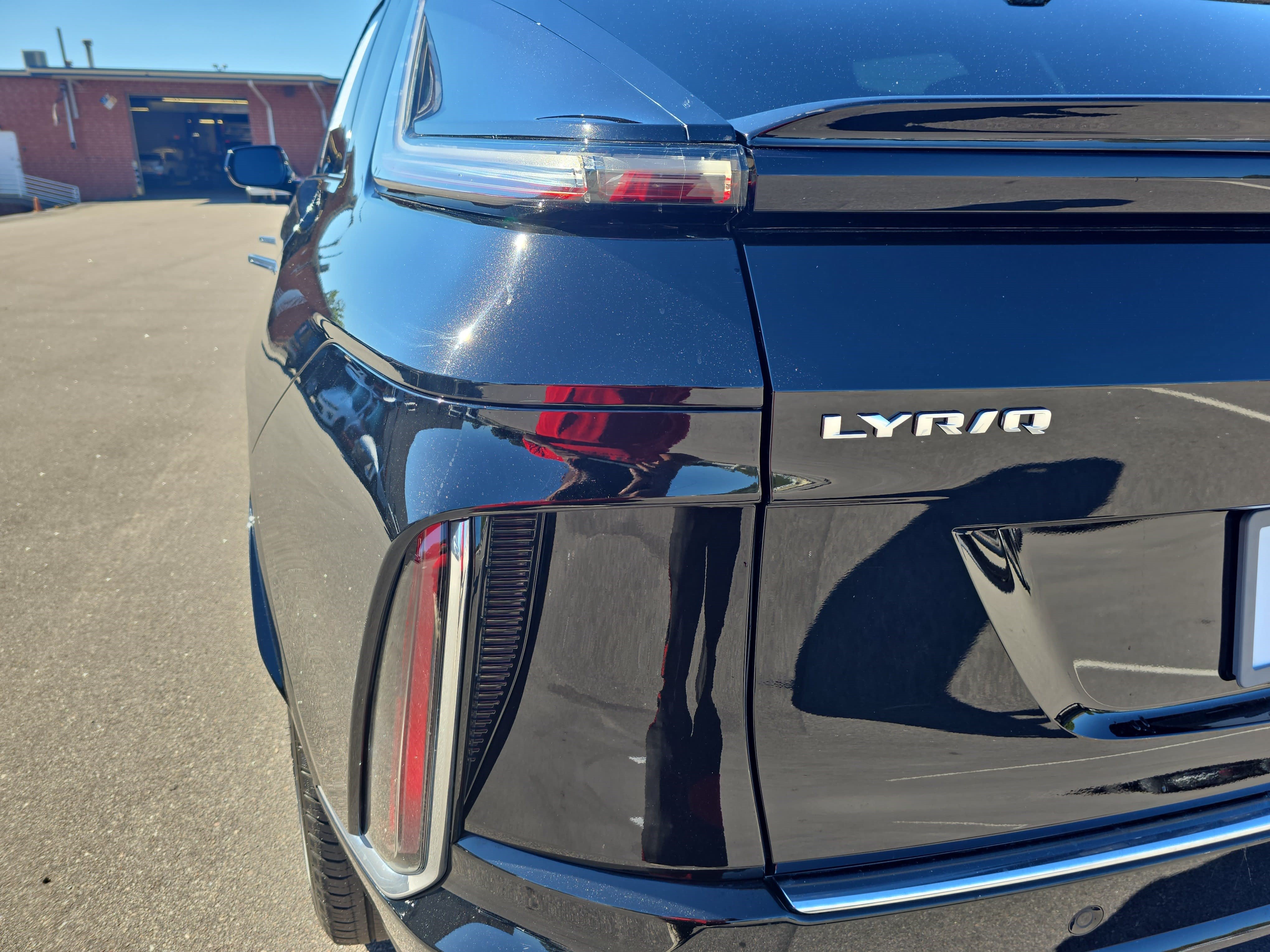 Certified 2024 Cadillac Lyriq Tech RWD image 34