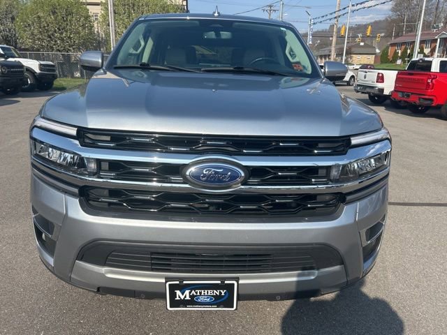 Used 2024 Ford Expedition Limited image 2