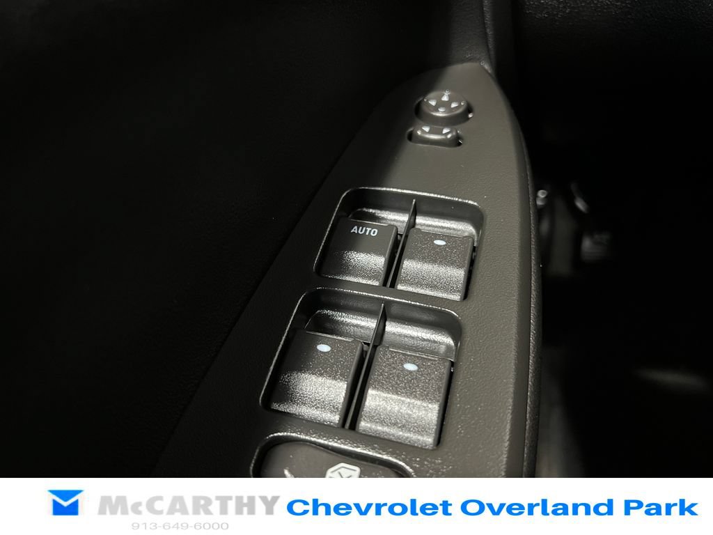 Used 2012 Chevrolet Impala LT FWD image 16