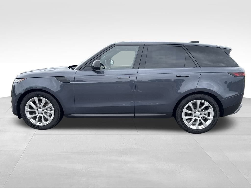 New 2024 Land Rover Range Rover Sport SE image 2