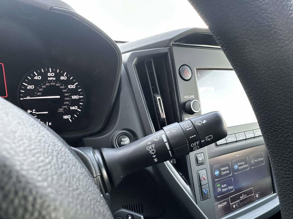 Used 2025 Subaru Forester Base image 26