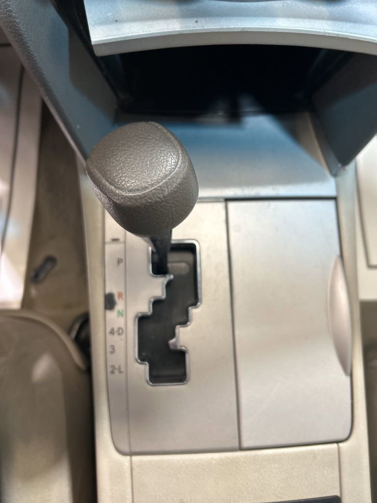 Used 2009 Toyota Camry LE image 29