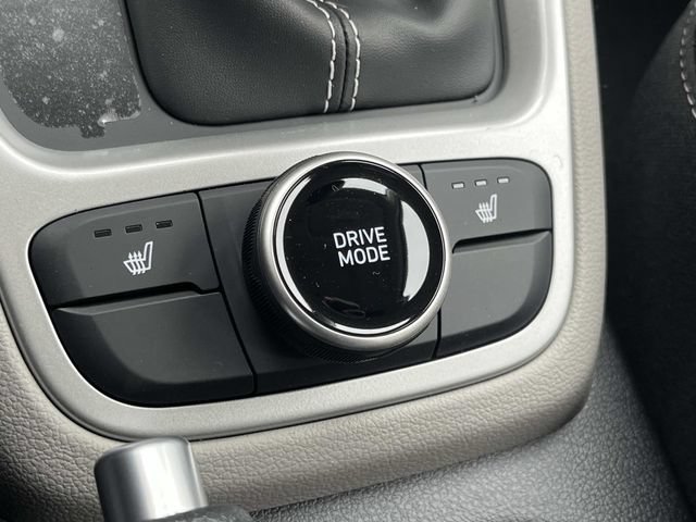 New 2026 Hyundai Venue SEL FWD image 31