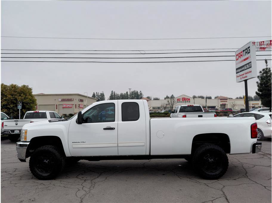 Used 2011 Chevrolet Silverado 2500 LT w/ Interior Plus Package image 16