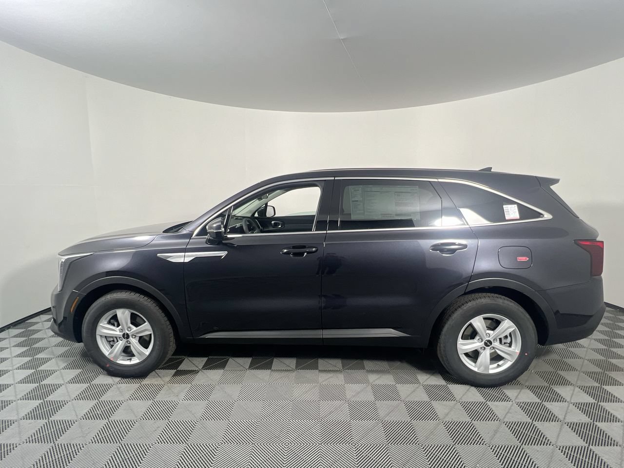 New 2026 Kia Sorento LX FWD image 6