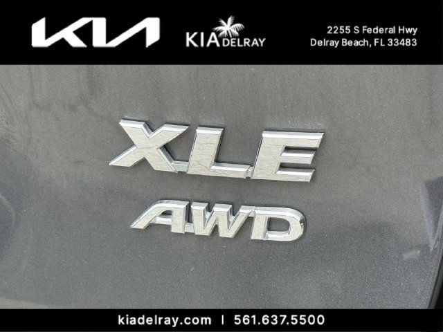 Used 2019 Toyota RAV4 XLE w/ Convenience Package AWD/4WD image 10