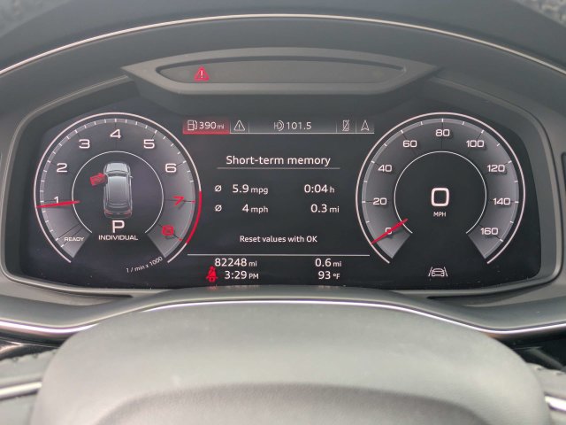Used 2020 Audi Q7 2.0T Premium w/ Convenience Package AWD/4WD image 32