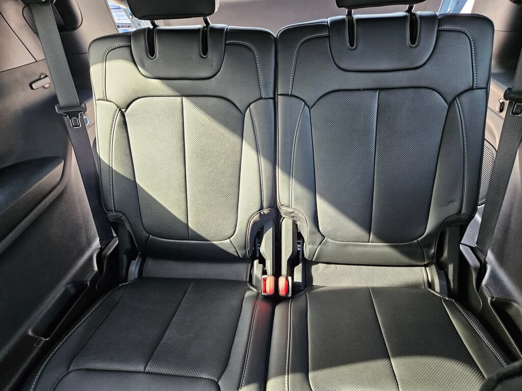 New 2026 Jeep Grand Cherokee L Limited AWD/4WD image 13