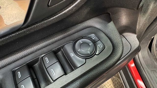 Used 2018 GMC Terrain SLE image 18