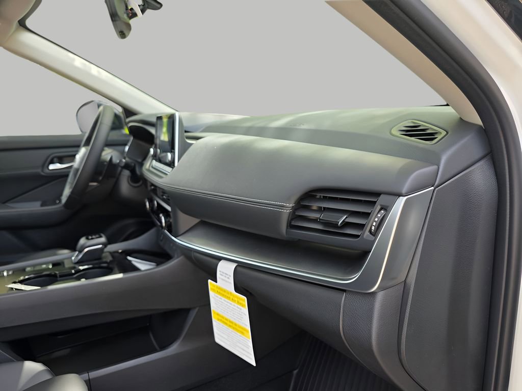 New 2026 Nissan Rogue Dark Armor image 13