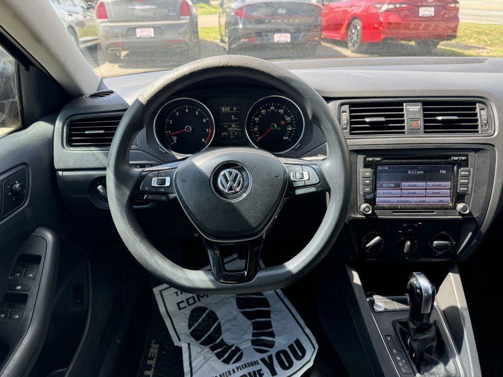 Used 2015 Volkswagen Jetta S FWD image 14