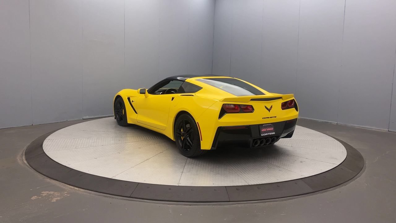 Used 2016 Chevrolet Corvette Stingray Coupe w/ 2LT Preferred Equipment Group RWD image 3