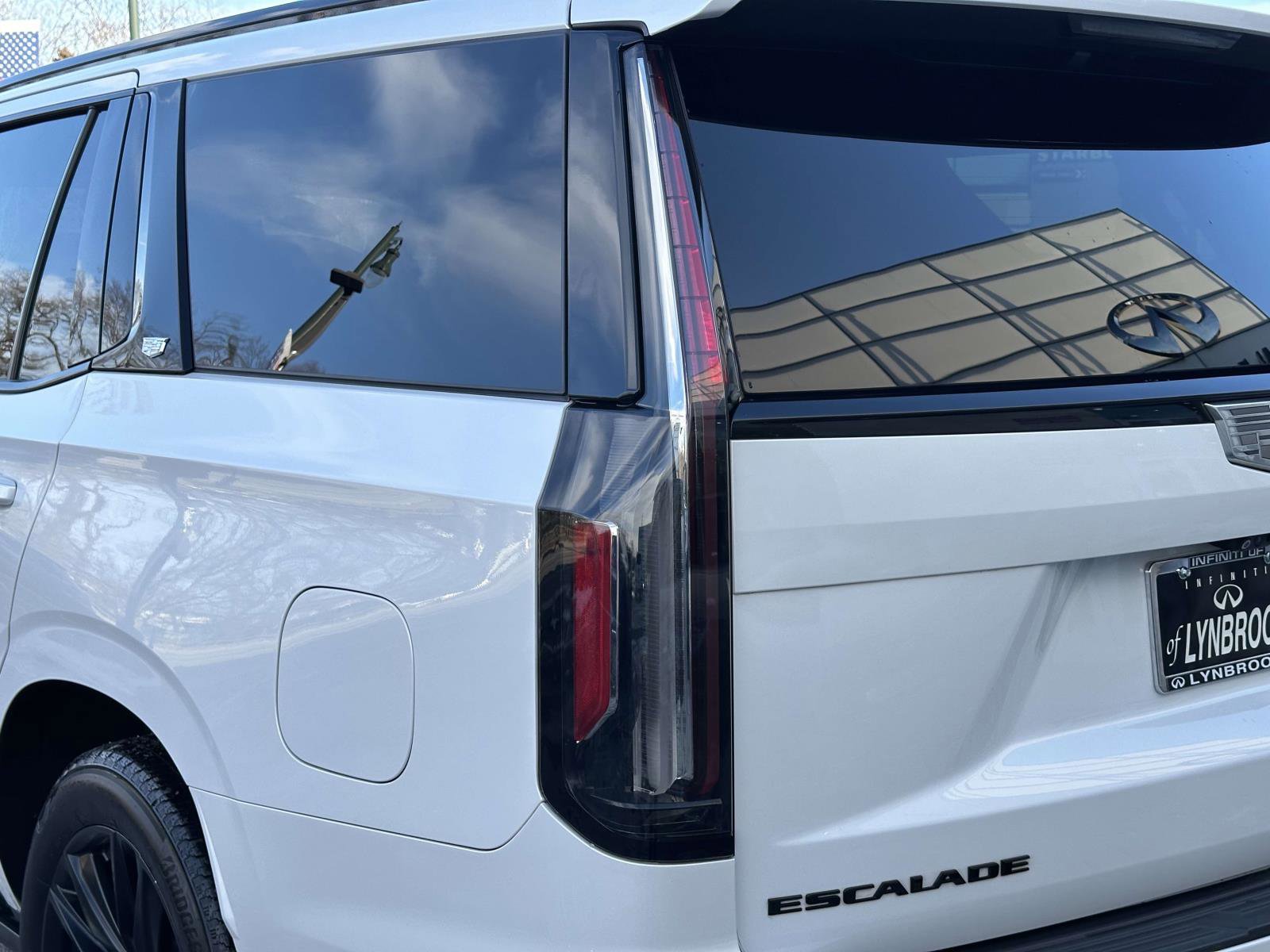 Used 2022 Cadillac Escalade Sport Platinum image 10