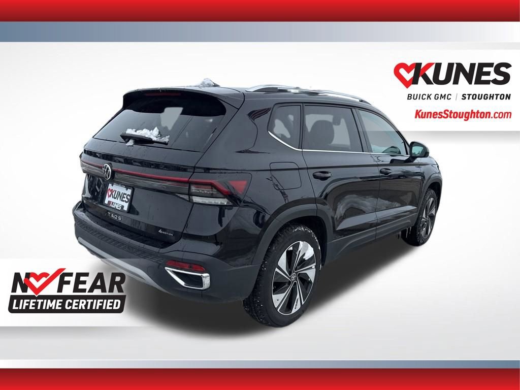 Used 2025 Volkswagen Taos SE image 10