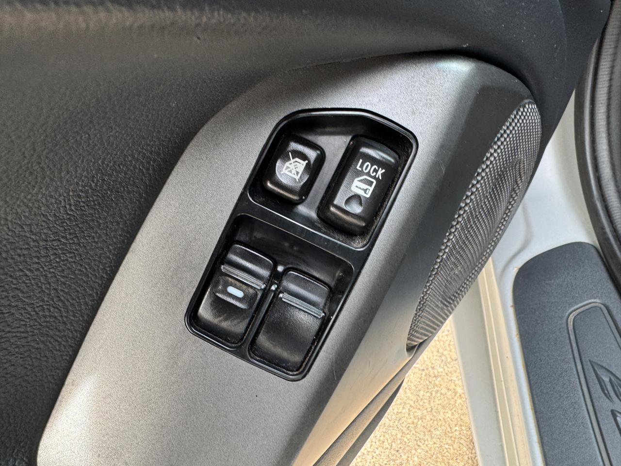 Used 2006 Mitsubishi Eclipse GS image 34