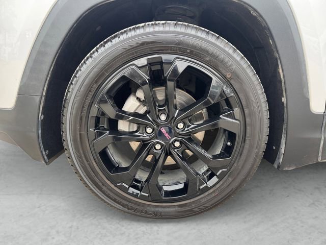 Used 2022 GMC Terrain SLE w/ Driver Convenience Package image 23