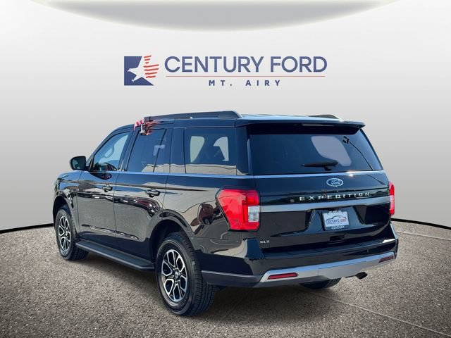 Used 2024 Ford Expedition XLT AWD/4WD image 4