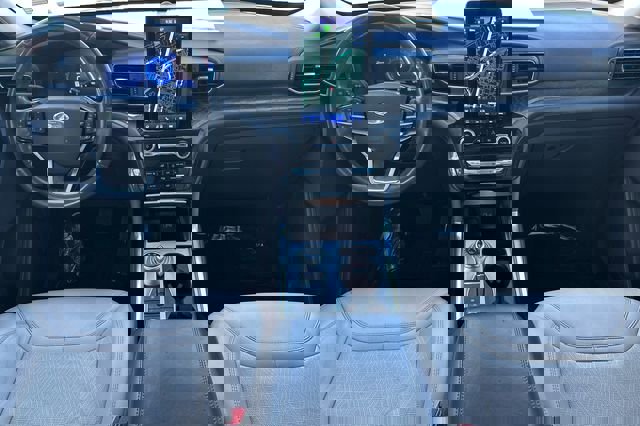 Used 2022 Ford Explorer Platinum w/ Equipment Group 601A image 15