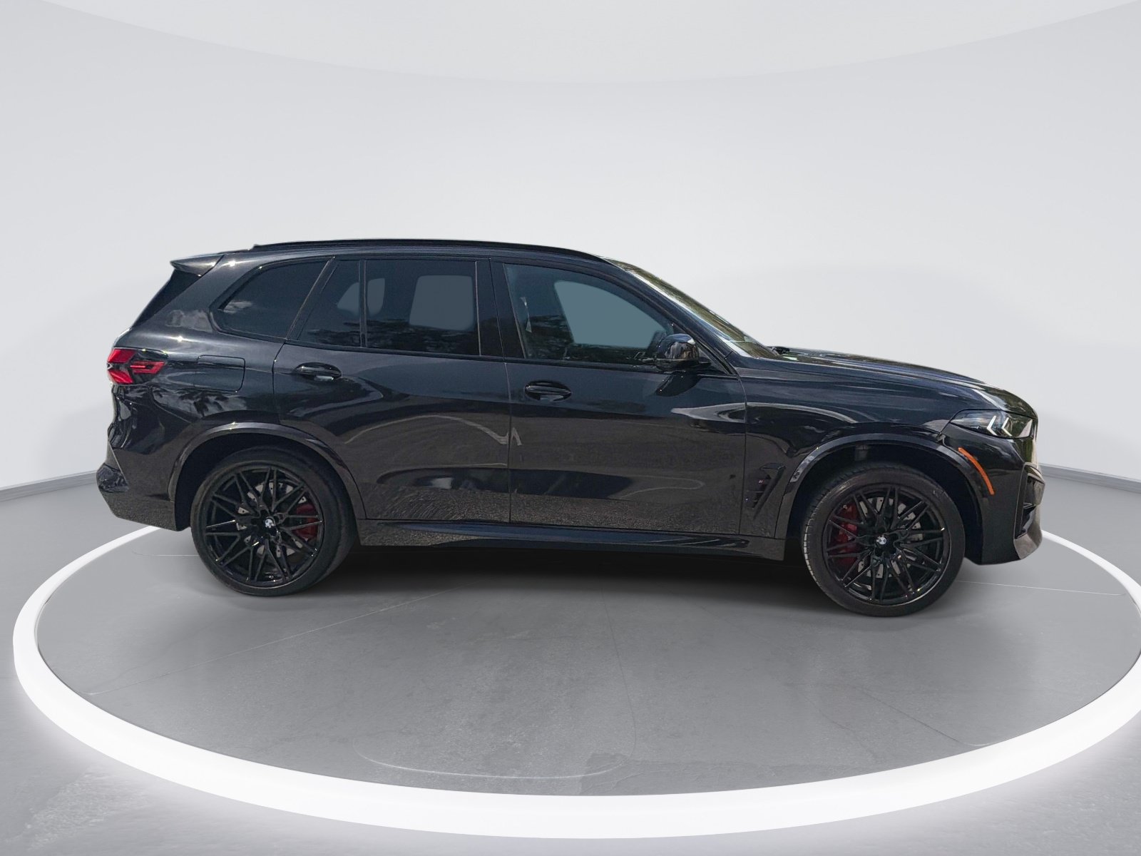 Used 2025 BMW X5 M Competition w/ Executive Package AWD/4WD image 2