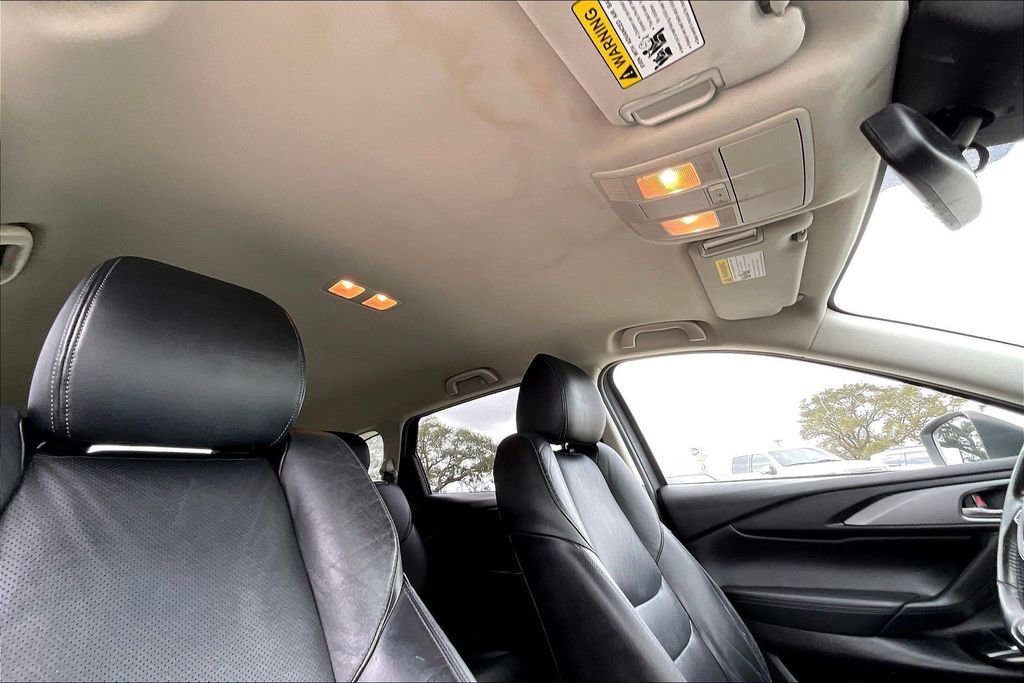 Used 2018 MAZDA CX-9 Touring image 28