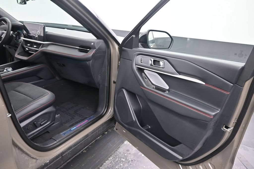 New 2026 Ford Explorer ST w/ Sun And Sound Package AWD/4WD image 15