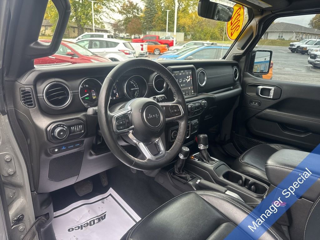 Used 2022 Jeep Wrangler Unlimited Sahara w/ Cold Weather Group image 26