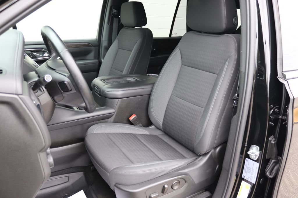 Used 2023 Chevrolet Tahoe LS w/ Driver Alert Package AWD/4WD image 4