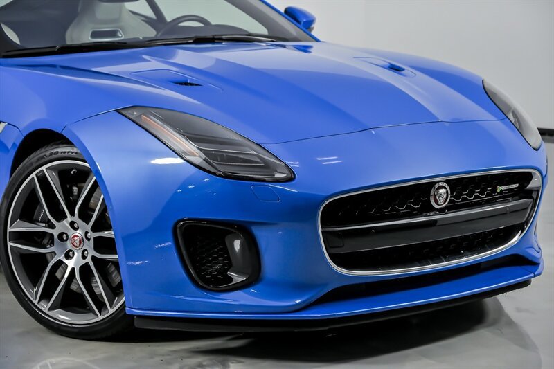 Used 2018 Jaguar F-TYPE R-Dynamic AWD/4WD image 2