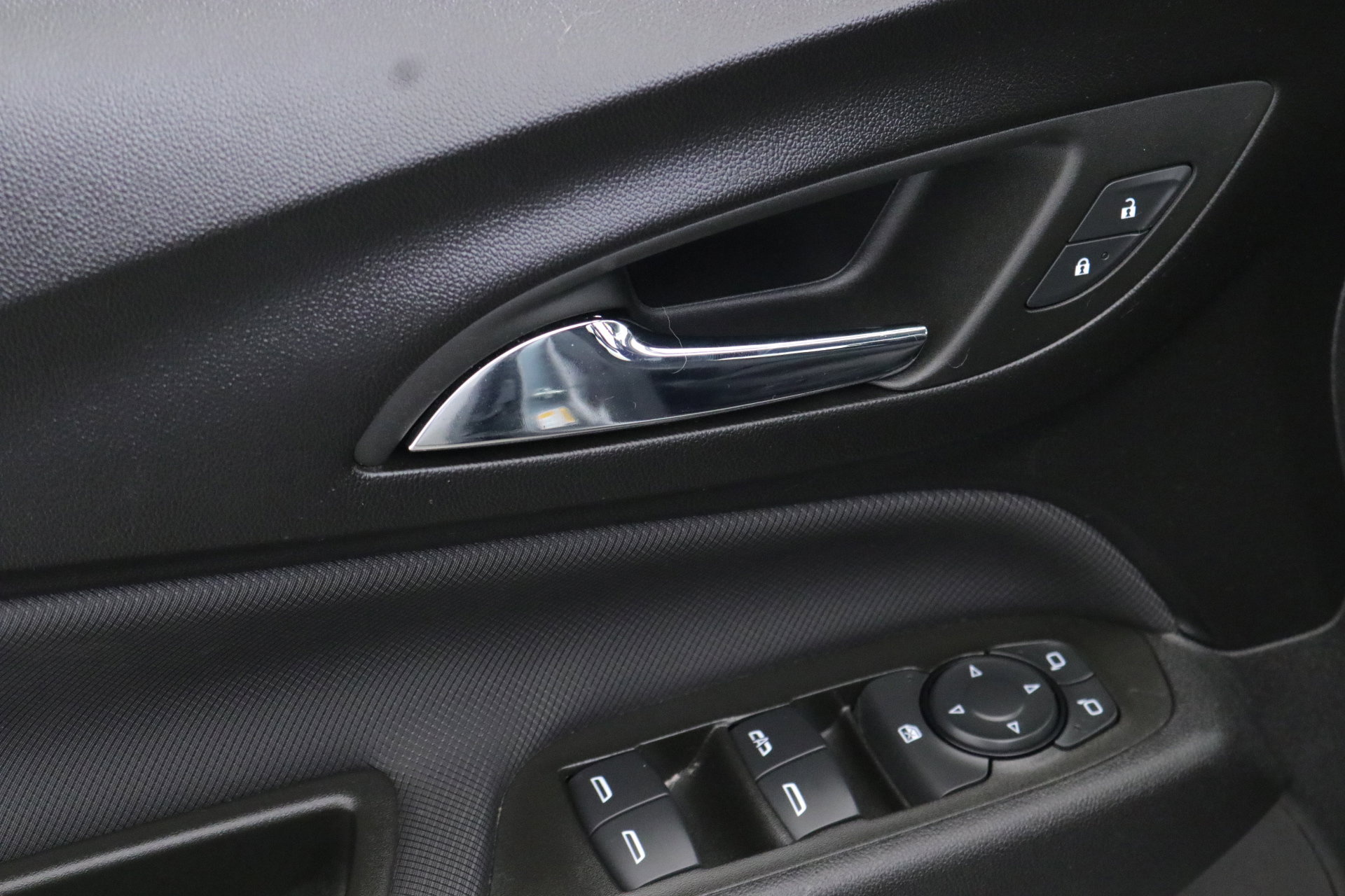 Used 2024 Chevrolet Equinox RS image 22