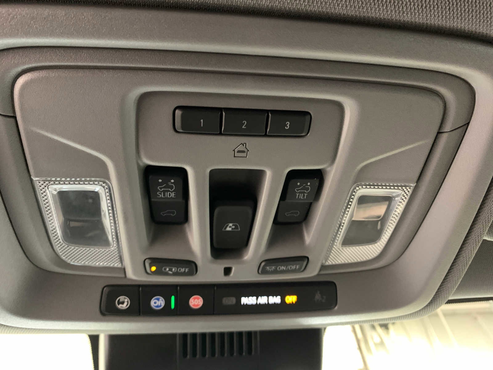 Used 2023 GMC Sierra 1500 Denali w/ Denali Reserve Package AWD/4WD image 7