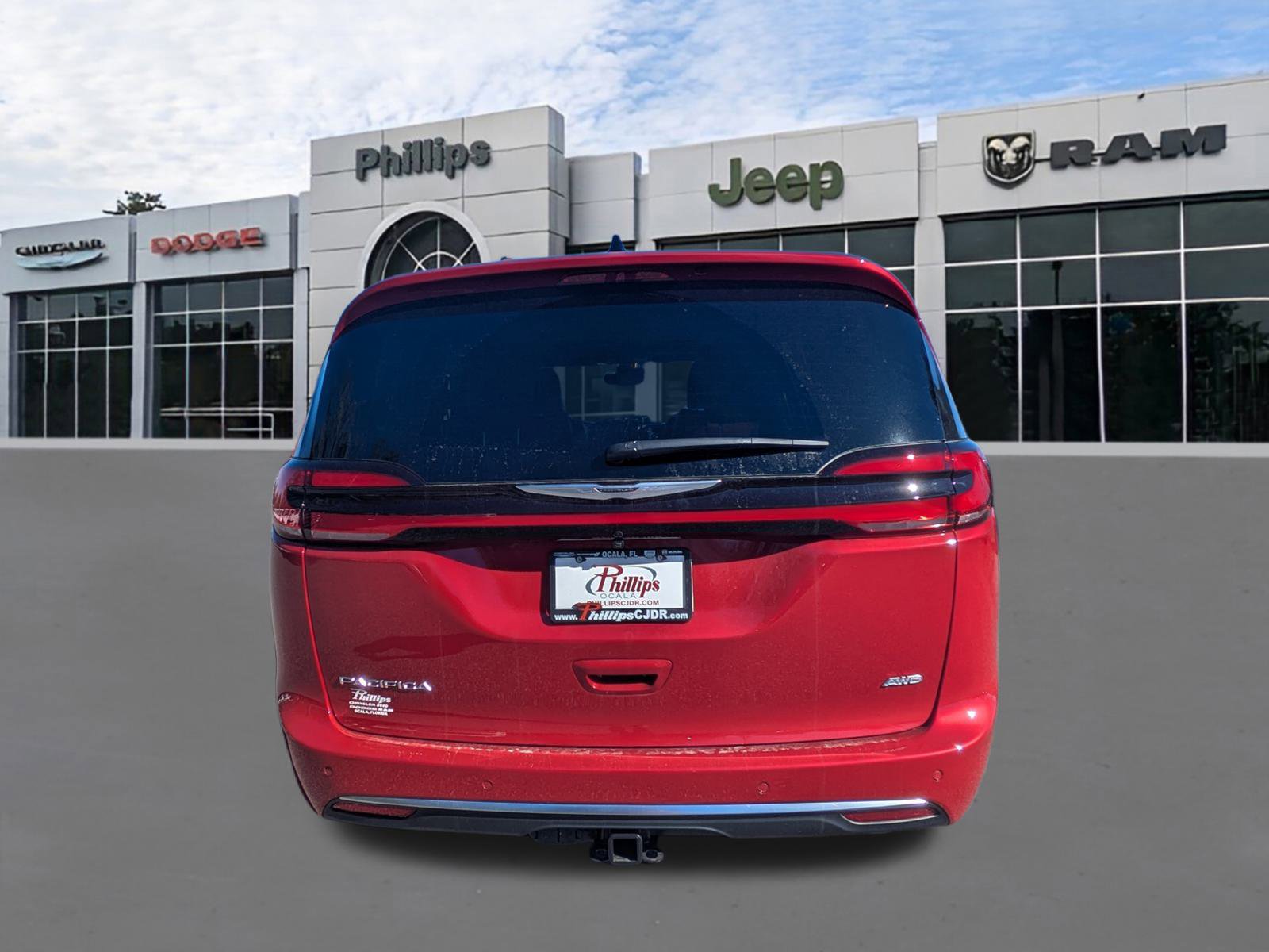 New 2026 Chrysler Pacifica Pinnacle w/ Trailer Tow Group image 5
