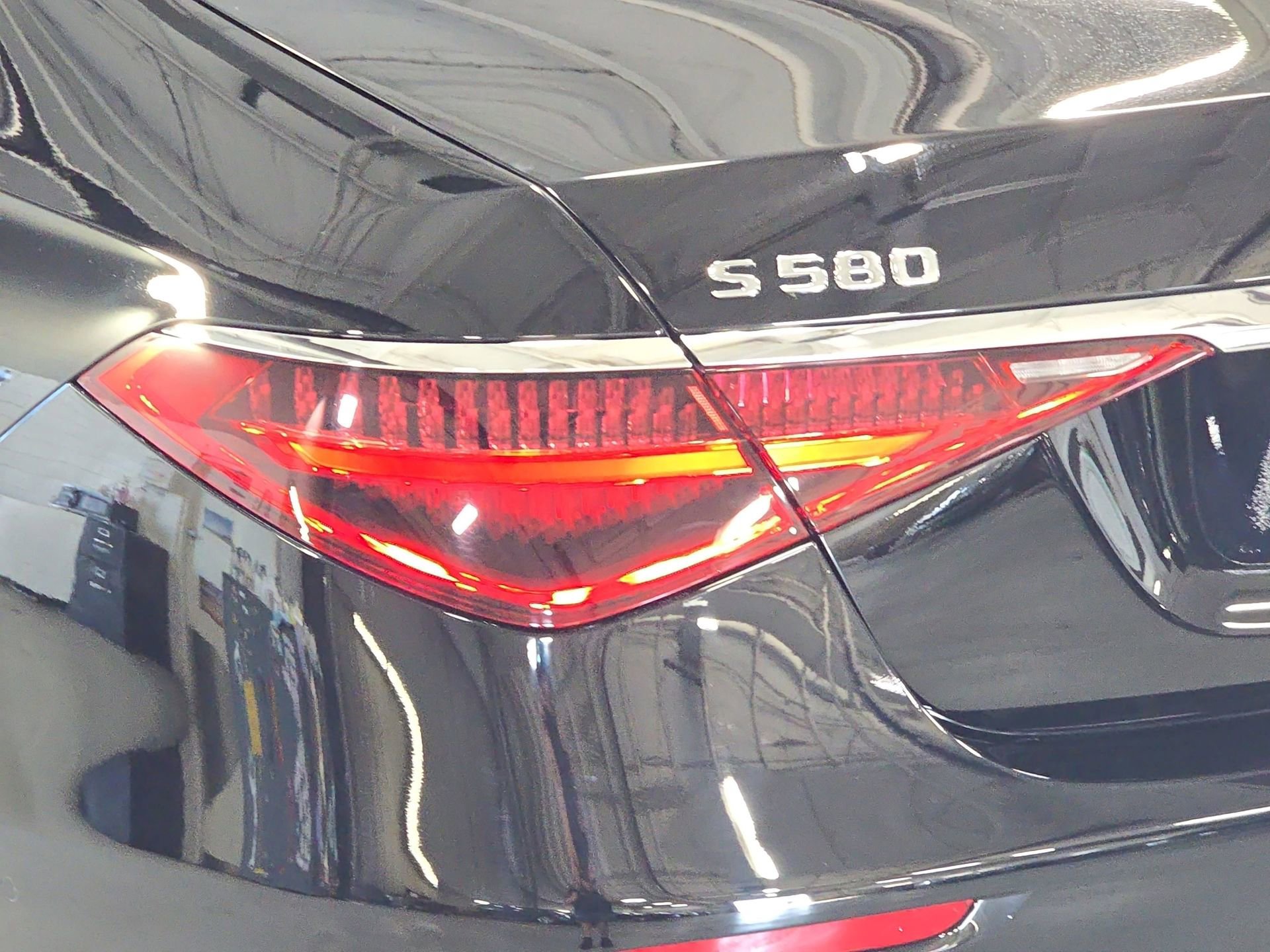 Certified 2022 Mercedes-Benz S 580 4MATIC Sedan image 33