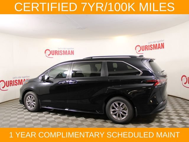 Used 2024 Toyota Sienna XLE FWD image 5