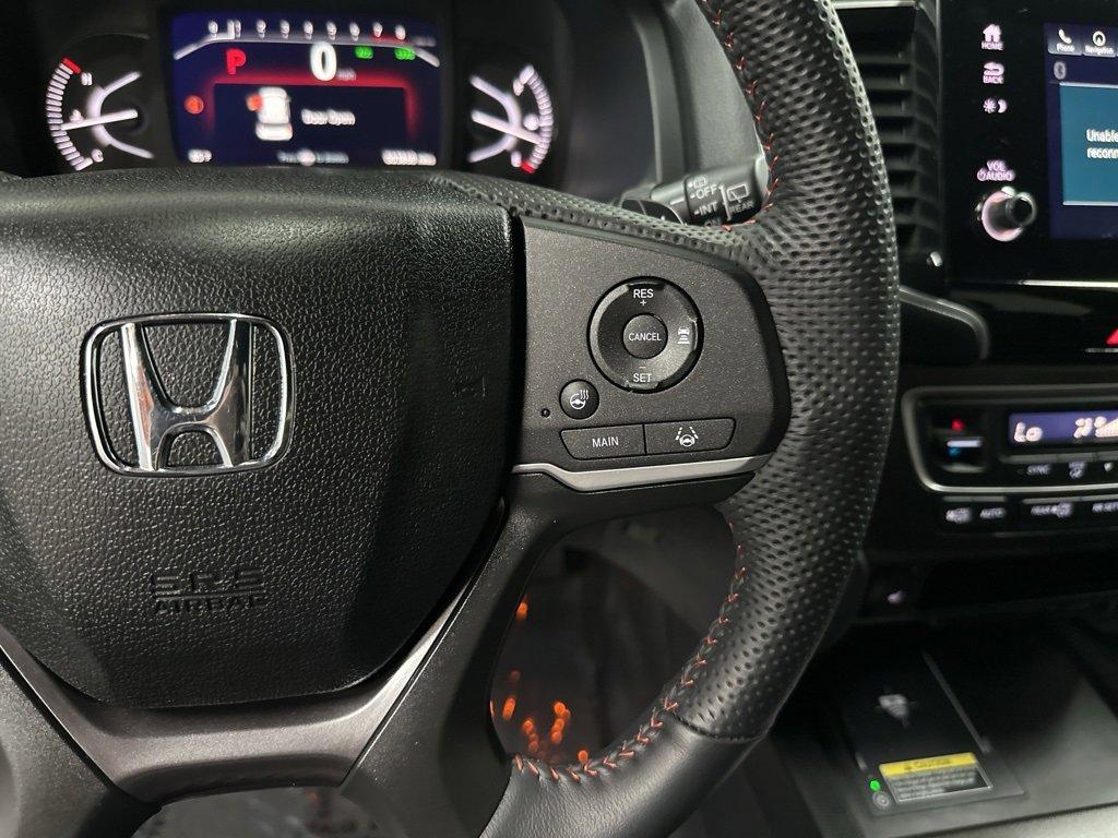 Used 2025 Honda Passport TrailSport image 17