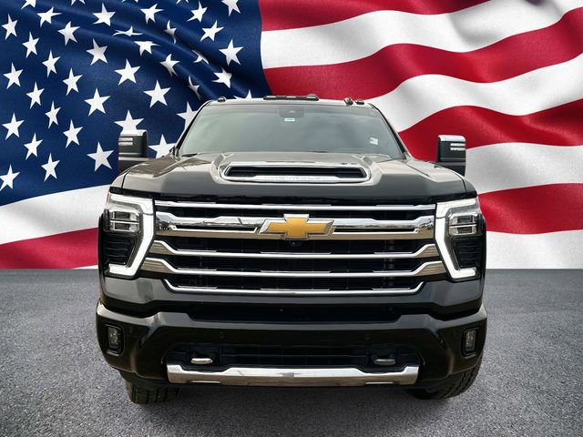 Used 2024 Chevrolet Silverado 2500 High Country w/ High Country Premium Package image 3