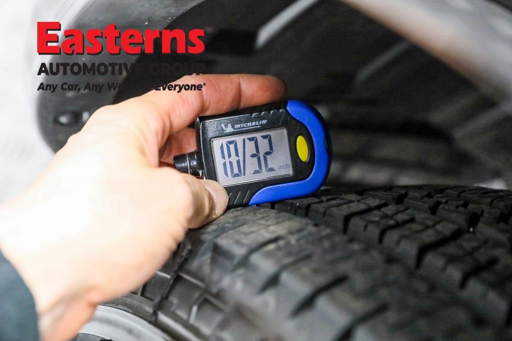 Used 2024 Nissan Armada SV image 30