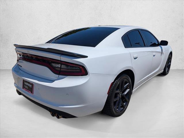 Used 2022 Dodge Charger SXT w/ Blacktop Package RWD image 5