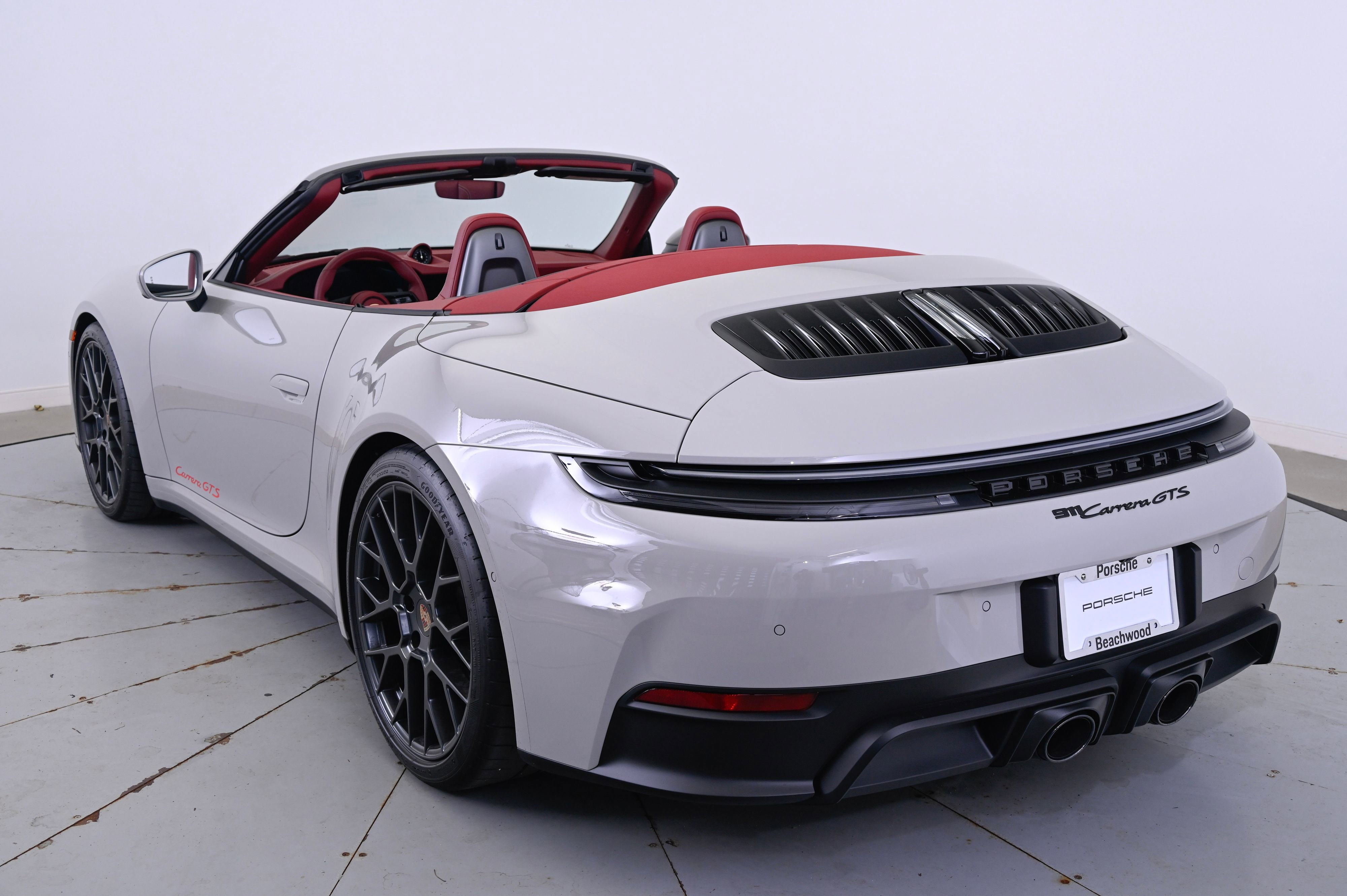 Used 2026 Porsche 911 Carrera GTS image 3