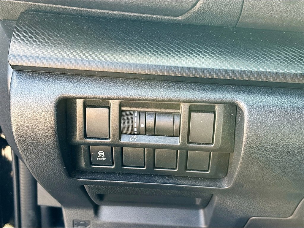 Used 2022 Subaru Crosstrek 2.0i image 10