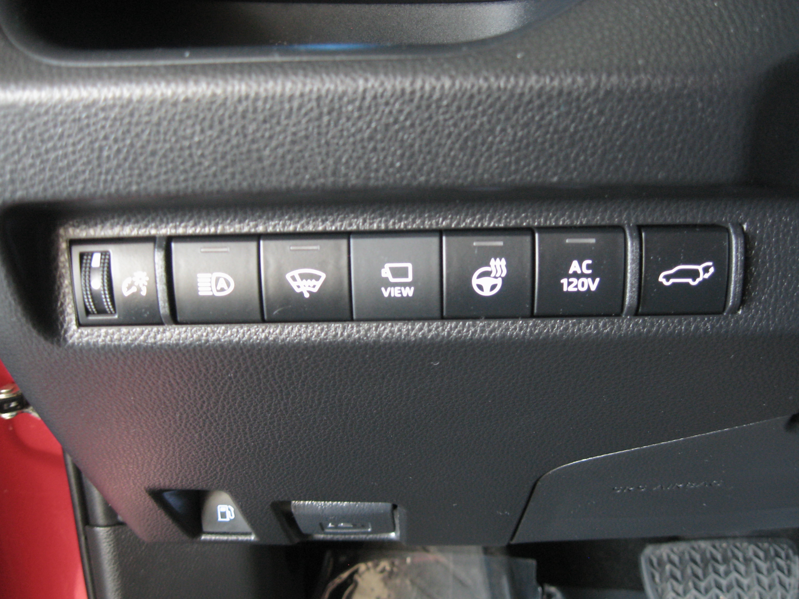 Used 2021 Toyota RAV4 XSE w/ Premium Package image 20