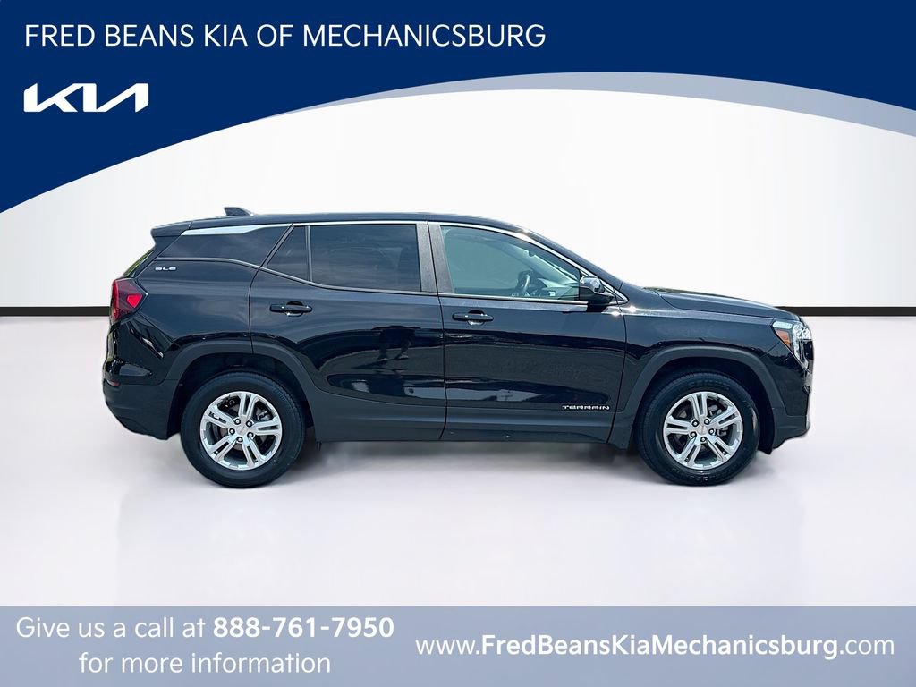 Used 2024 GMC Terrain SLE AWD/4WD image 8