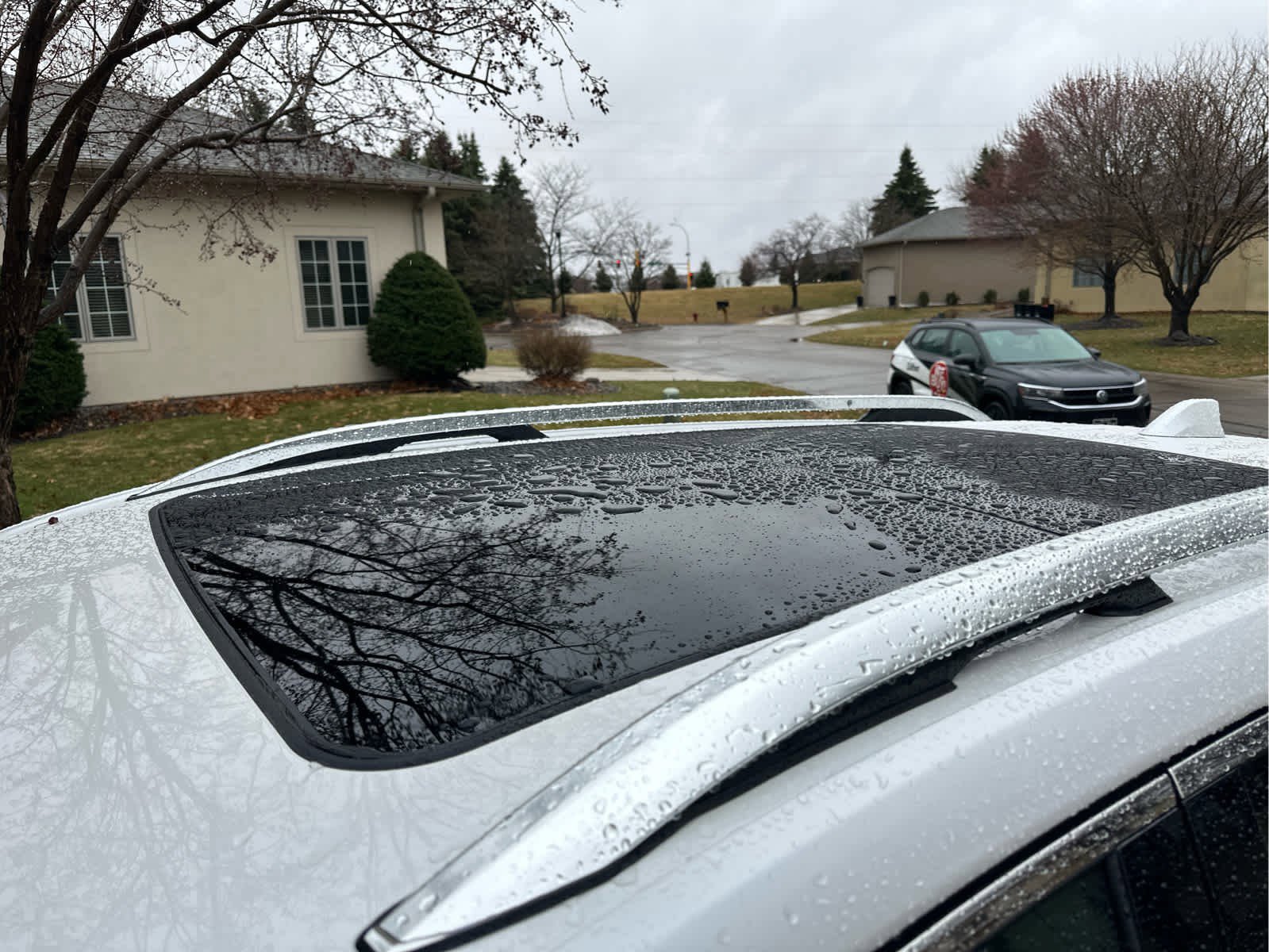 Used 2020 GMC Terrain Denali w/ Denali Premium Package AWD/4WD image 2