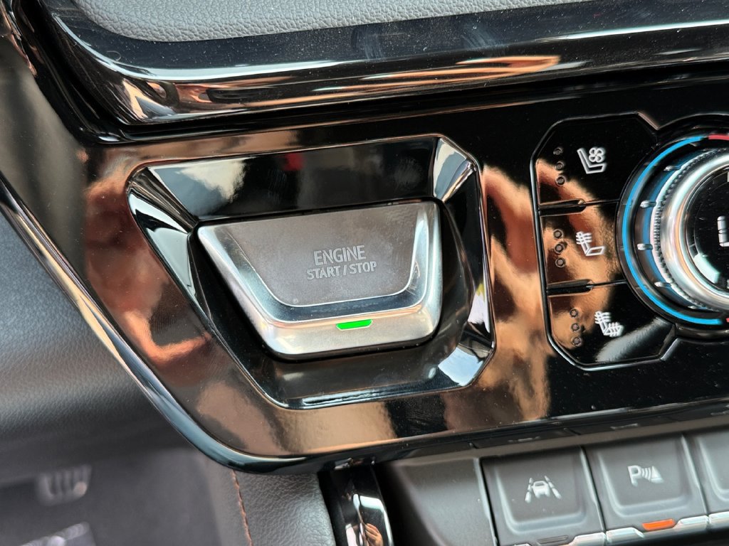 New 2026 GMC Sierra 1500 AT4 w/ AT4 Premium Package AWD/4WD image 26